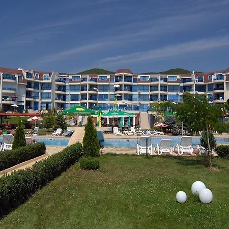 Holiday Apartment In Riviera Complex Sveti Vlas Esterno foto