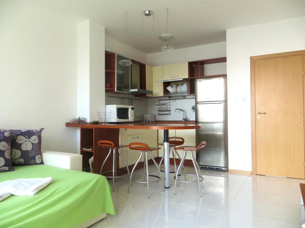 Holiday Apartment In Riviera Complex Sveti Vlas Camera foto